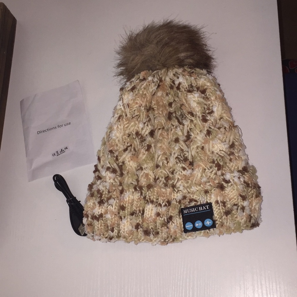 Bluetooth beanie; music hat